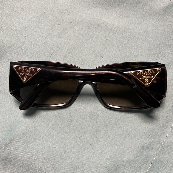 PRADA SUNGLASSES - Picture 3 of 11